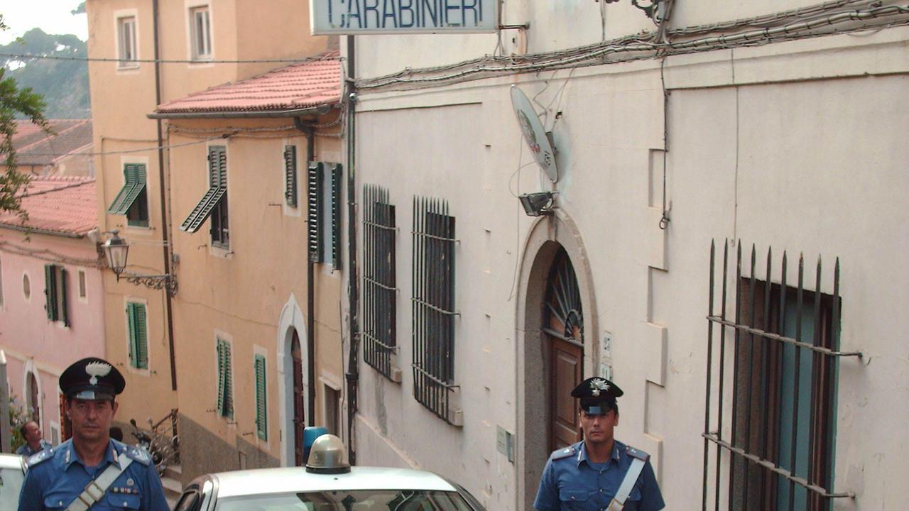 I carabinieri a Porto Azzurro