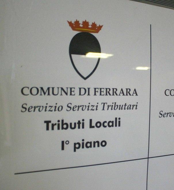 Trova l’ufficio Tari chiuso e si arrabbia: avvisate almeno 