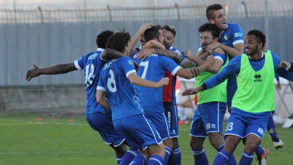 Il Prato sempre più in caduta libera