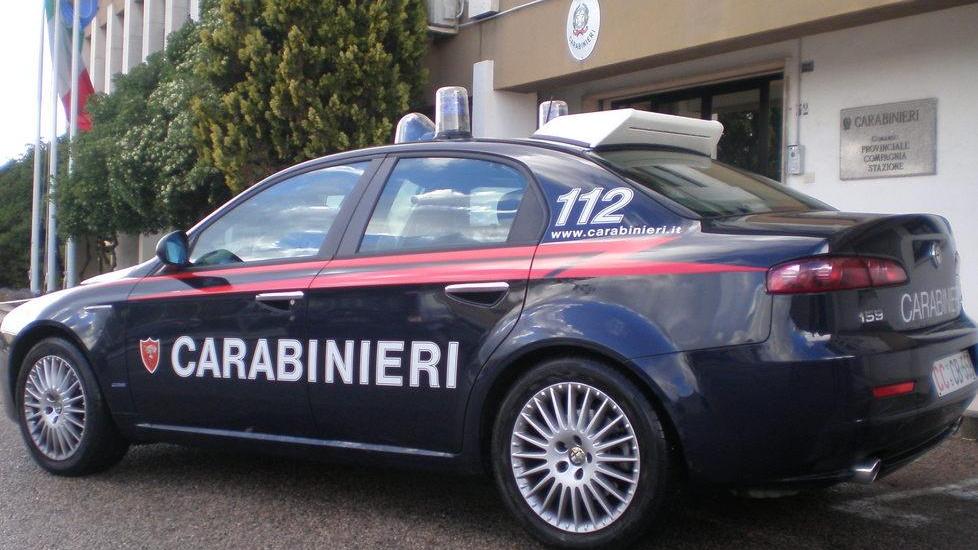 Coltivava marijuana nel terrazzo, arrestato un 37enne