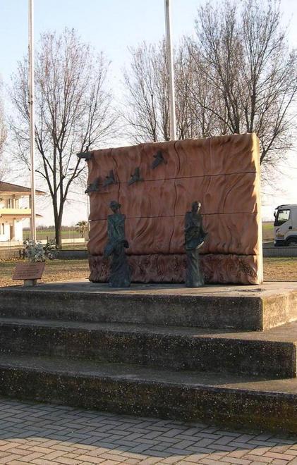 Caduti, un nuovo monumento 