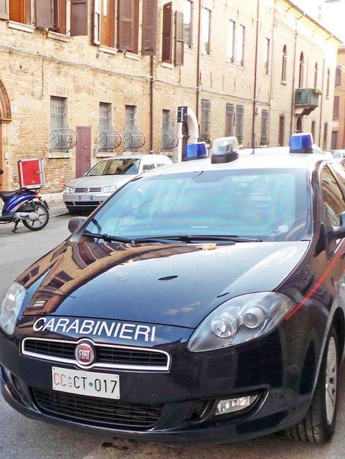 Monili d’oro e 300 euro spariti da un’abitazione