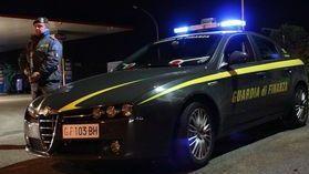 Fermato con oltre 2 chili di cocaina in auto