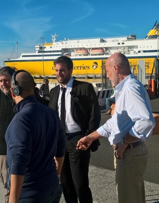 Le iene insieme a Gregorio De Falco al Porto di Livorno