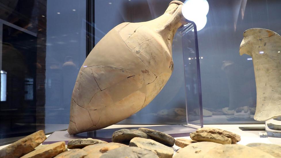 Il carico della nave romana trasloca