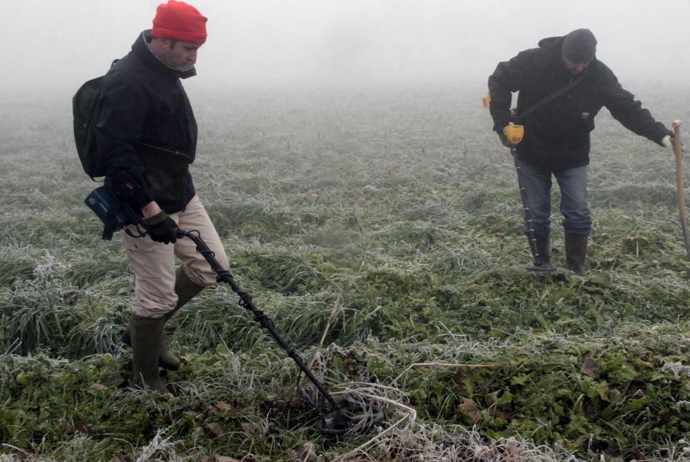 Frassinoro. Cerca reperti di guerra, trova un “tesoro” di droga 
