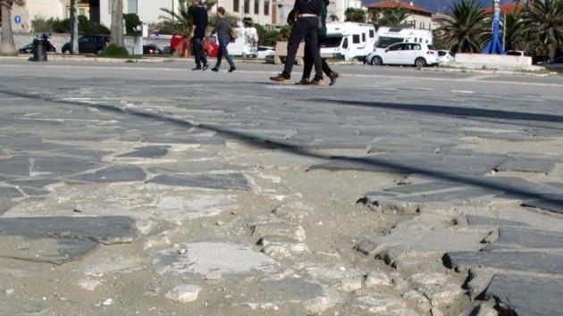 Belvedere, non solo pavimentazione ko ma anche le aiuole