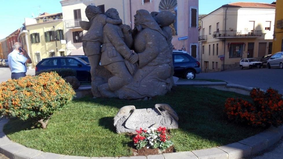 Pochi loculi e tombe in degrado nel camposanto di Bonorva 