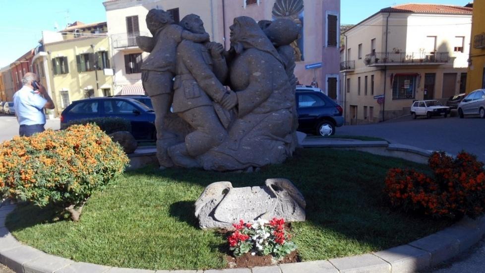 Pochi loculi e tombe in degrado nel camposanto di Bonorva