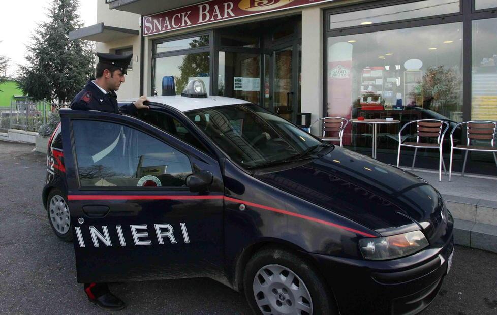 Furto di sigarette dopo la chiusura 