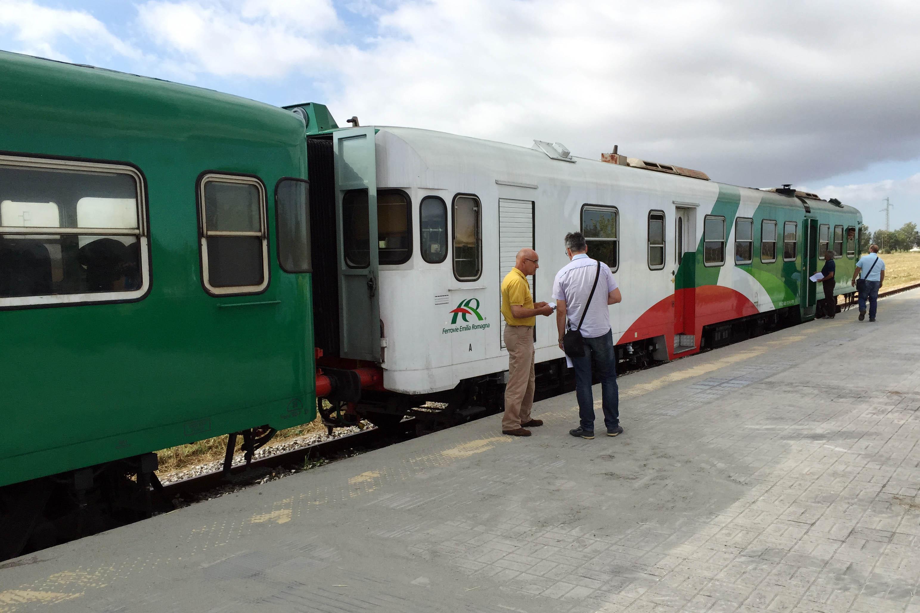 Il treno sulla linea Dogato-Portomaggiore