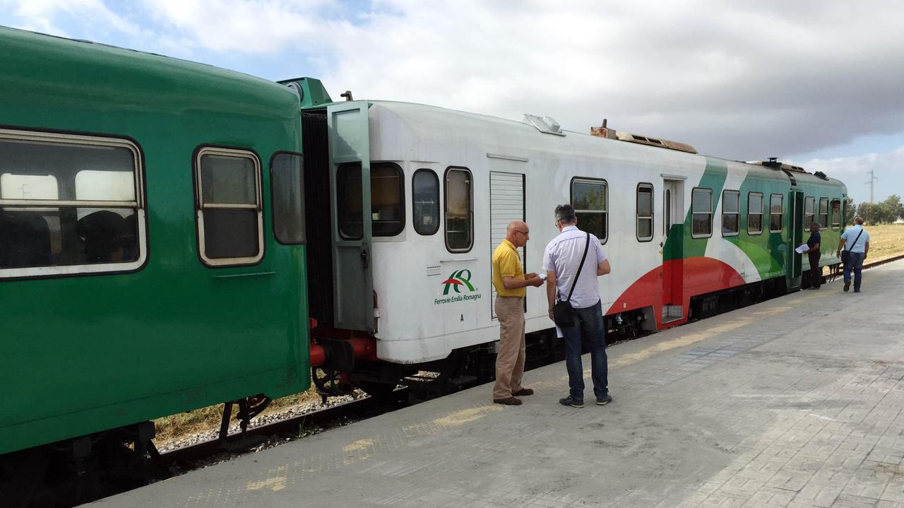 Il treno sulla linea Dogato-Portomaggiore