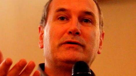 Paolo Ferrero a Castellina per il No al referendum