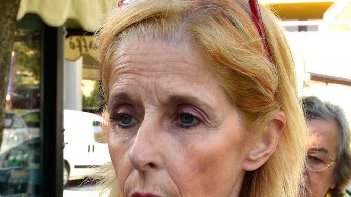 Via l’anagrafe Via le Poste «Dove finiremo?»