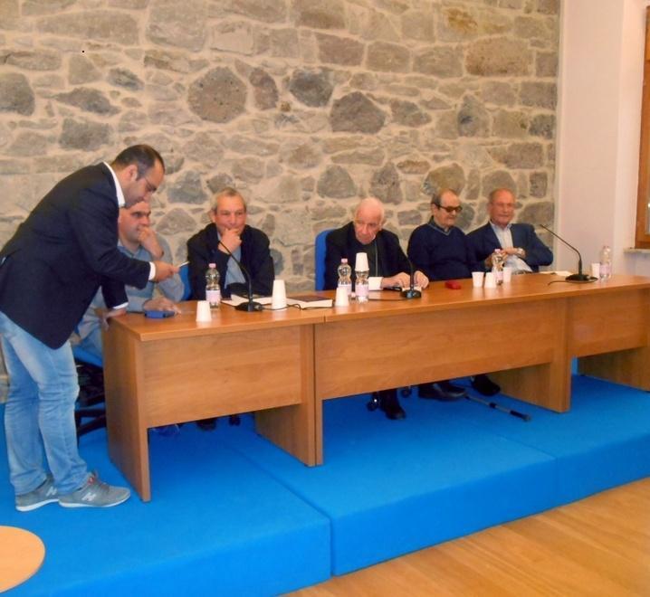 I salmi della Bibbia tradotti in limba da Barore Chessa