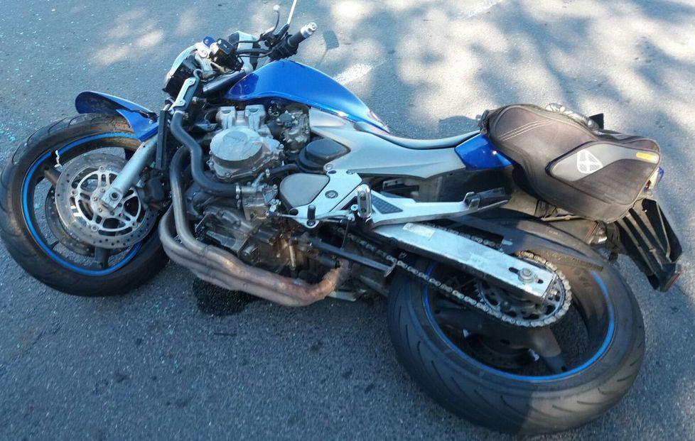 Incidente sulla 129, grave motociclista 