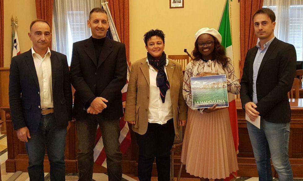 Il vice console Usa in visita in Comune
