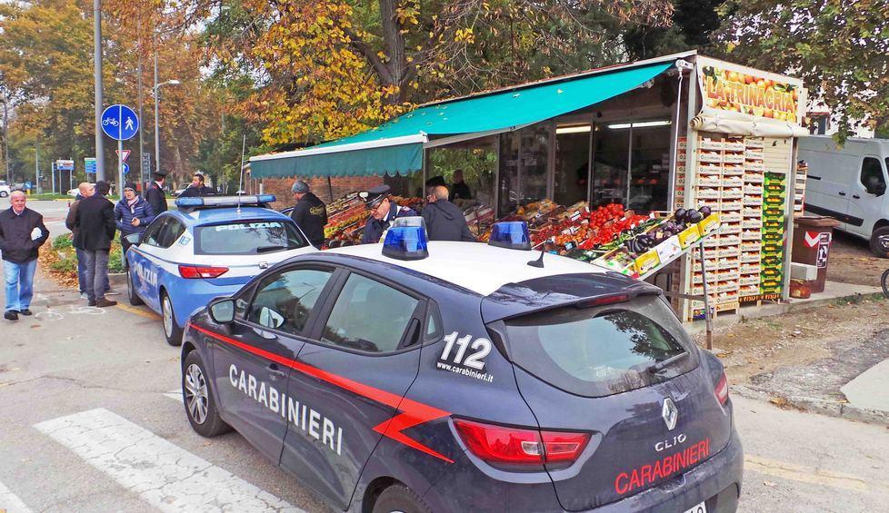 Sventa il furto e poi viene aggredito 