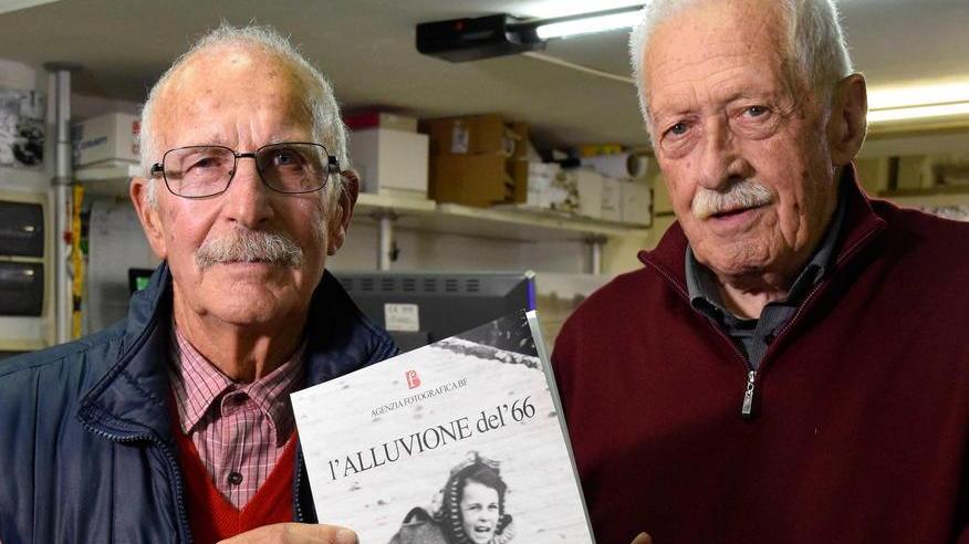 L’obiettivo puntato sul disastro