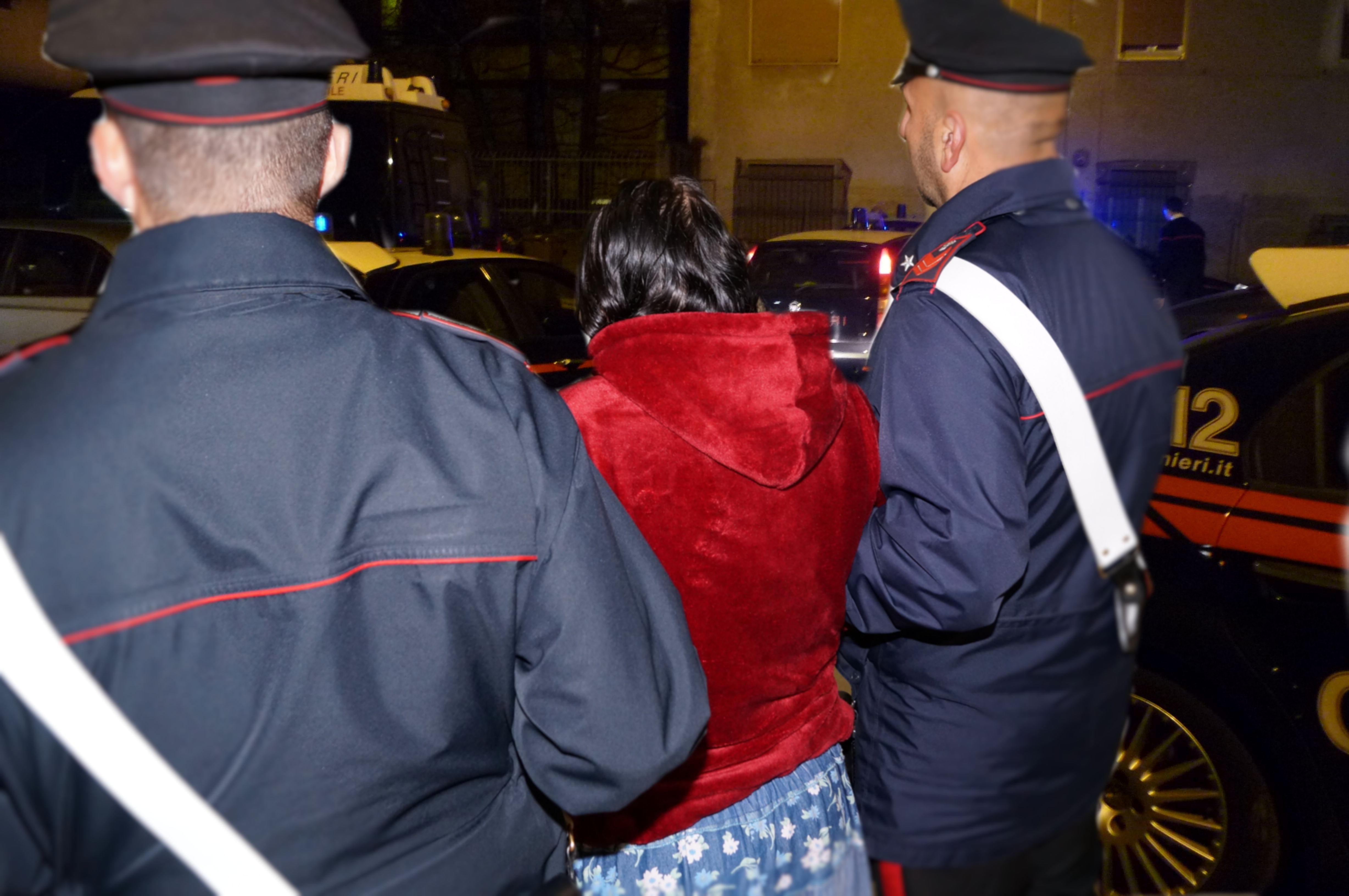 L'arresto di una delle due giovani donne