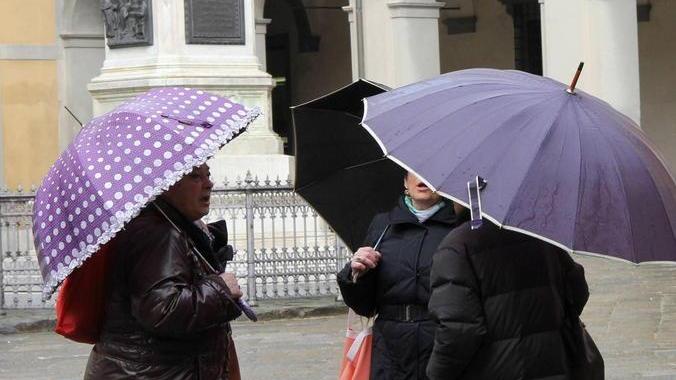 Week end di piogge intense e vento scatta da oggi l’allerta arancione