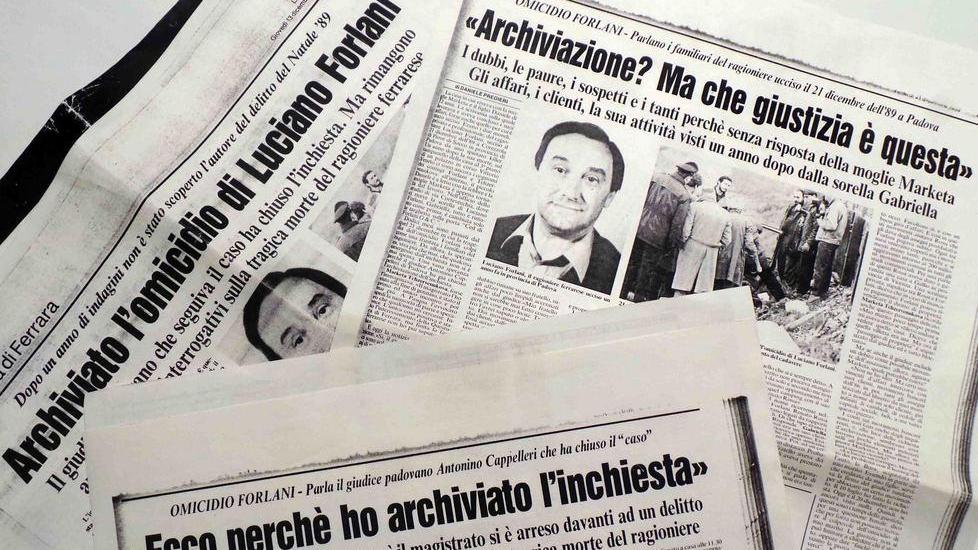 Sul cappotto e i pantaloni il Dna dell’assassino