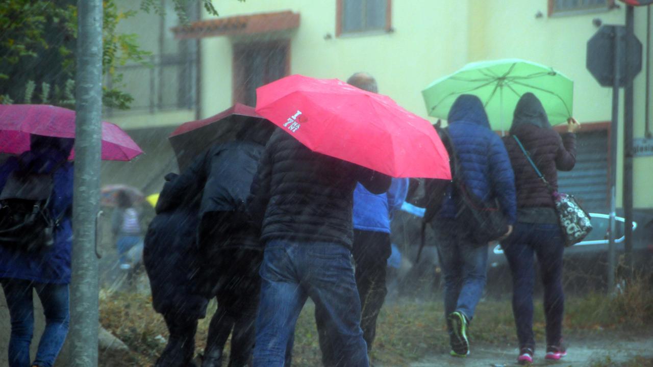 Pioggia a Nuoro (foto Massimo Locci)