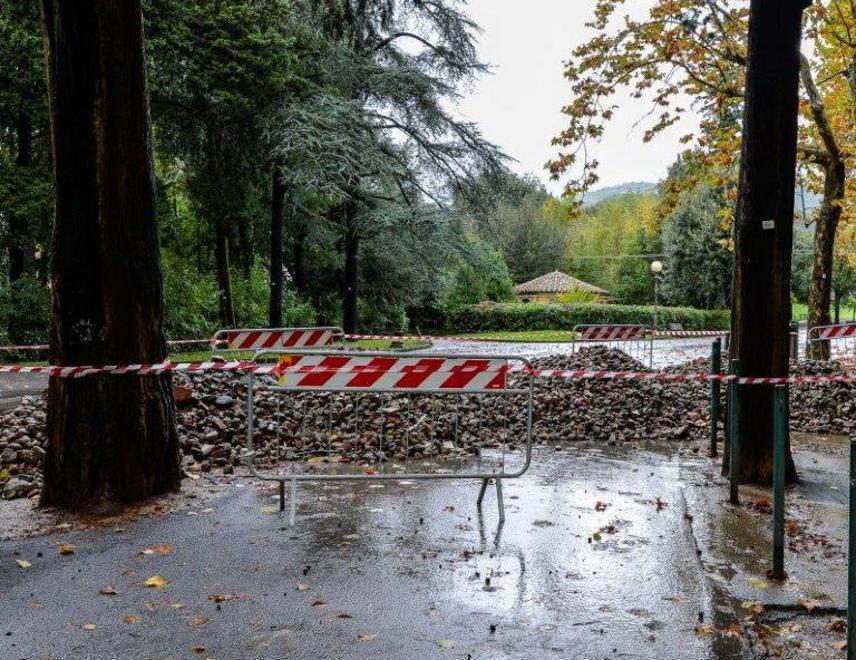 Montecatini, dopo l’acqua piovono le polemiche 