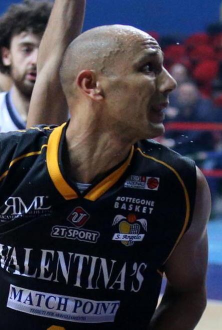Bottegone, con Varese torna Sirakov ma si ferma Toppo