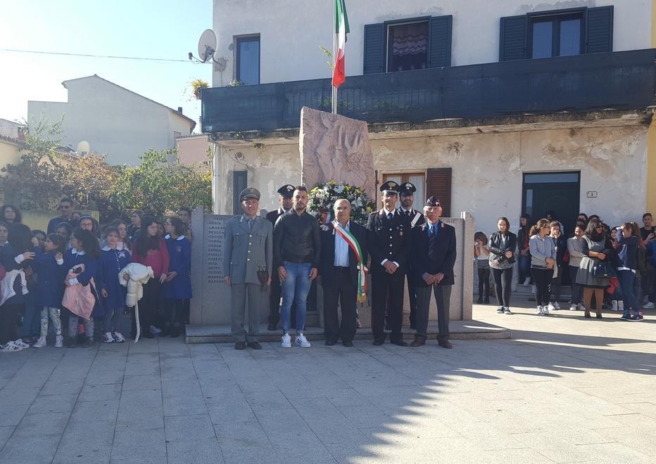 Padru commemora i Caduti con le scuole 