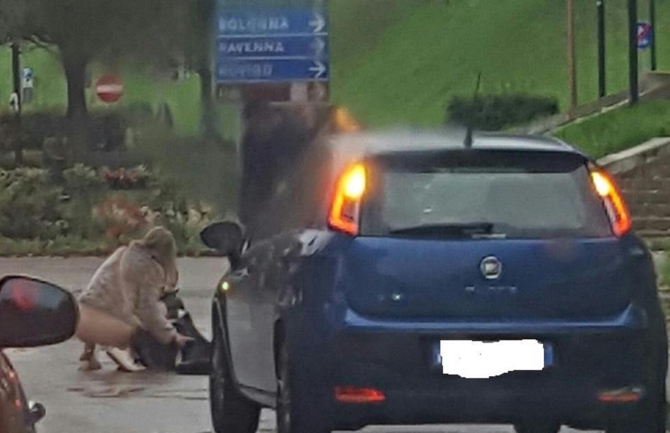 Anziana investita in bicicletta trasportata a Cona