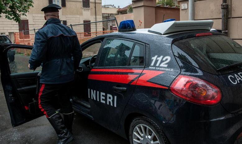Patteggia per la coca Incastrato dall’auto