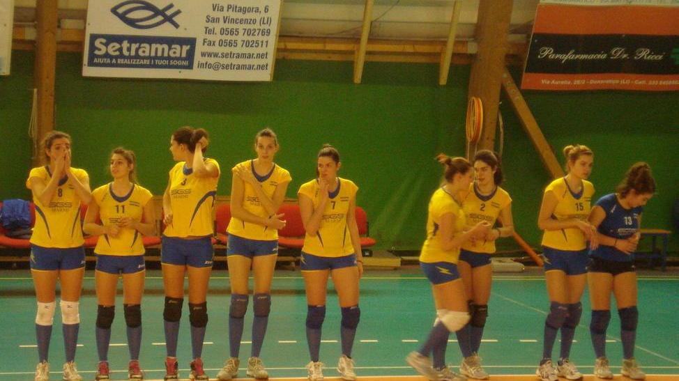 La Pallavolo Carrarese si deve inchinare alla forza di Forlì