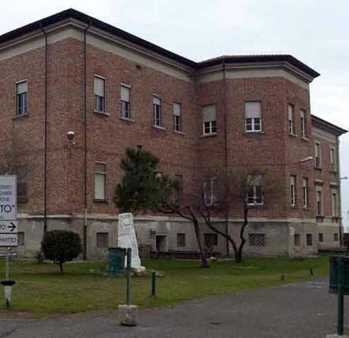 Stamani in piazza gli studenti dell’Alberghiero