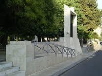 Cagliari, imbrattato il monumento ai martiri delle foibe