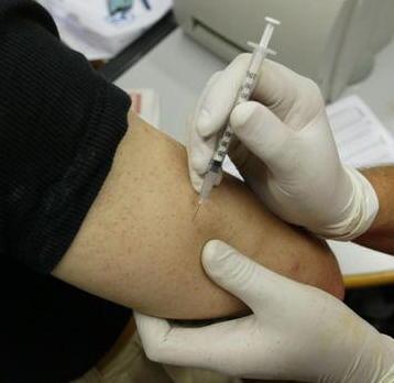 A Prato ci si vaccina di più che nelle province vicine