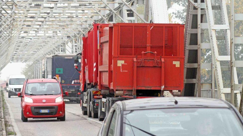 Ponte sul Po, nuovo allarme per il giunto
