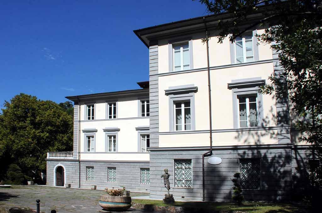 Villa Schiff, la sede del Comune