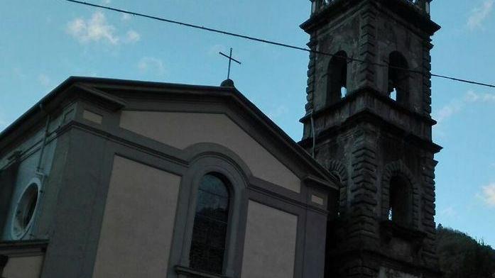 Lavori di restauro al campanile di Ponte a Serraglio