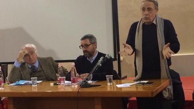 Il No di Calvi a Renzi «È un piccolo personaggio»