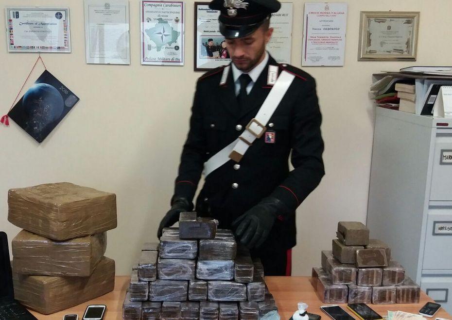Modena, i fratelli avevano un bidone di hascisc 