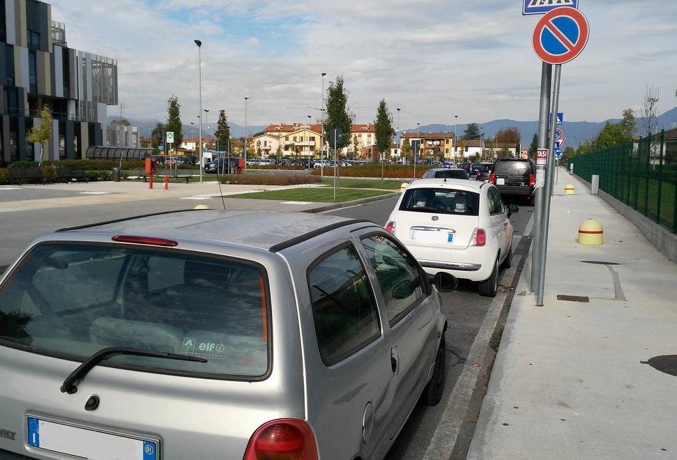 Auto in divieto al San Luca, ma i posti ci sono 