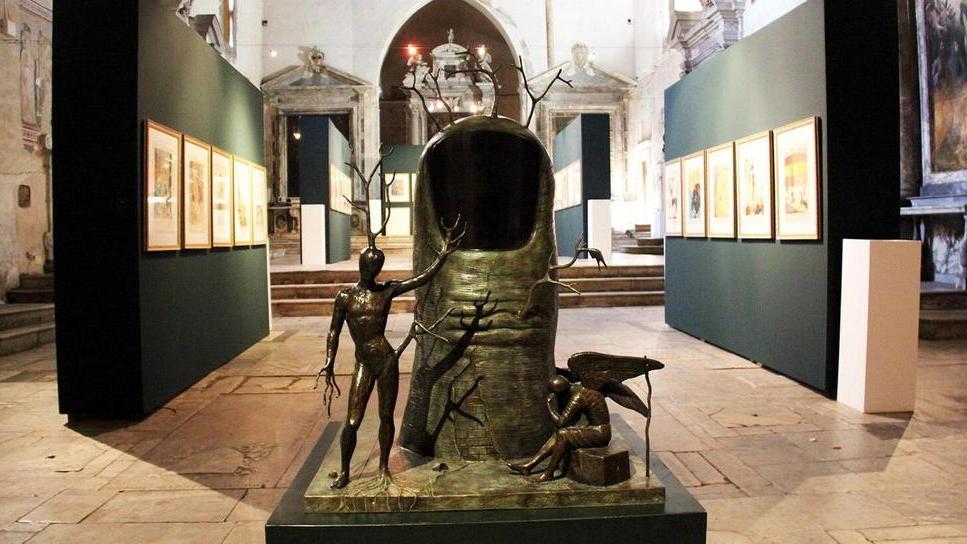 Conto alla rovescia per la mostra di Dalì