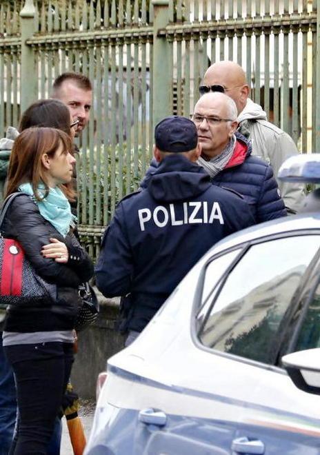 Maestra a processo «Bimbo costretto a leccare le briciole» 
