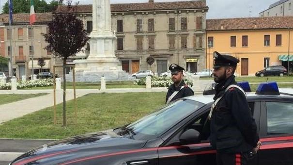 Rubano rimorchio e fuggono Inseguiti e presi dai militari
