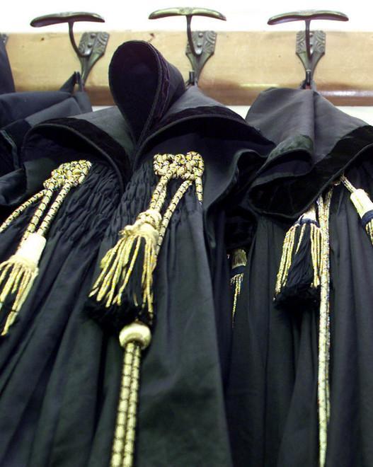 Tra toghe e camici bianchi Troppi sanitari a processo 