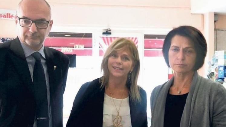 Fausta Bonino con i suoi avvocati a Livorno