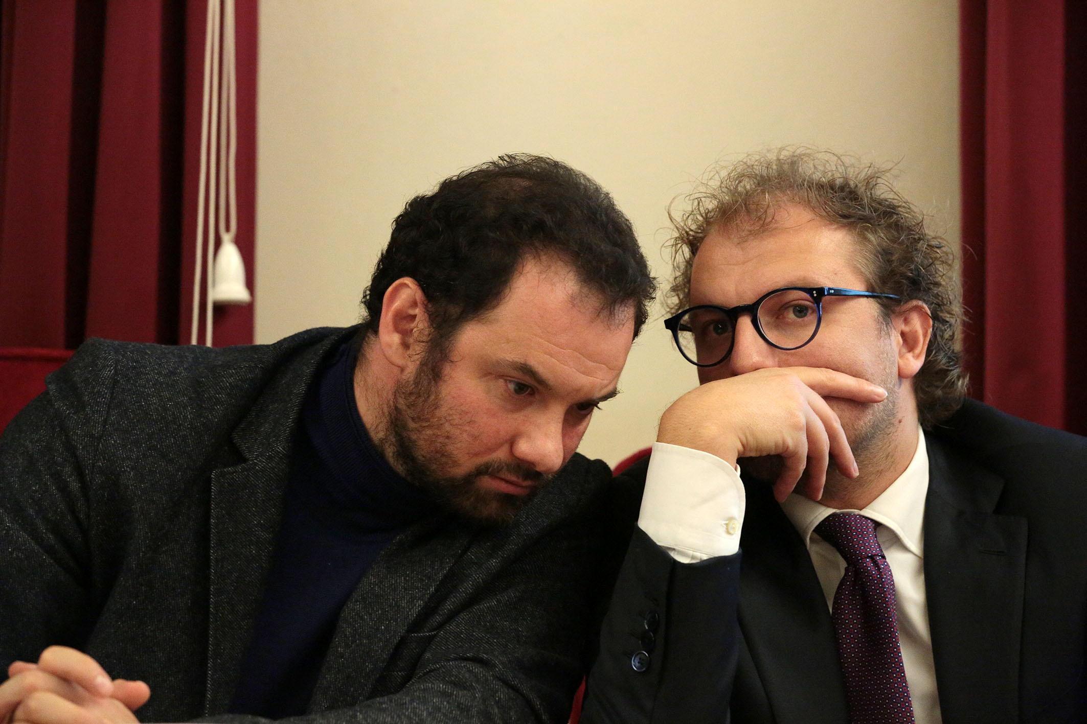 Il sindaco Alessio Falorni con il sottosegretario Luca Lotti (Foto Agenzia Carlo Sestini)