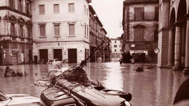 Firenze al centro delle cronache Rabbia dei sindaci