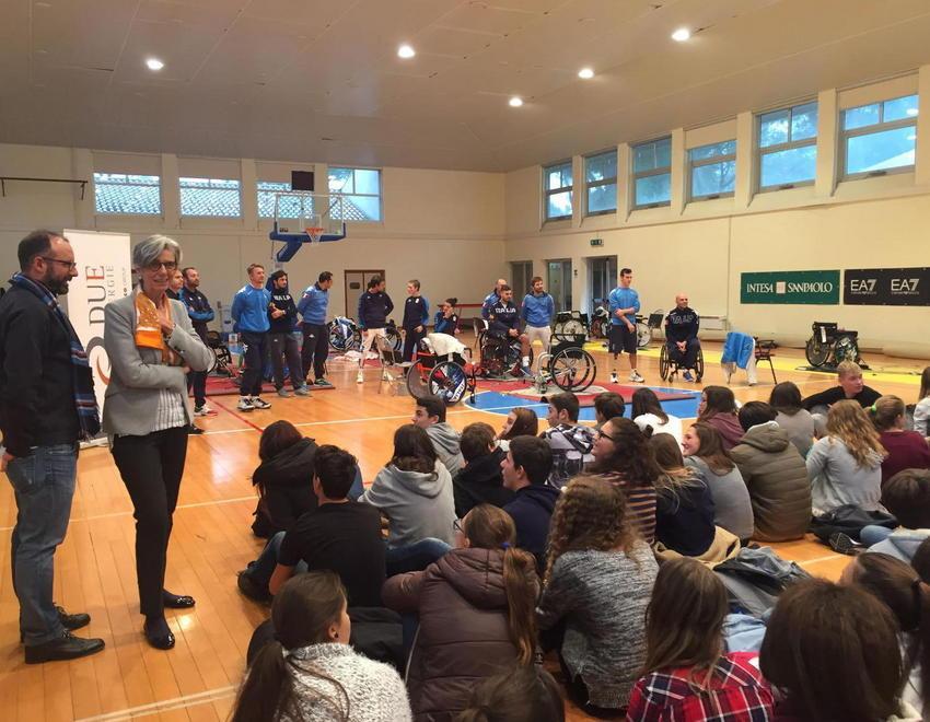 Gli studenti incontrano Bebe Vio 